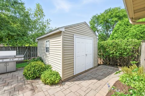 Tiny photo for 1022 Tennessee Lane, Elk Grove Village, IL 60007 (MLS # 12507584)