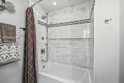 Tiny photo for 1022 Tennessee Lane, Elk Grove Village, IL 60007 (MLS # 12507584)