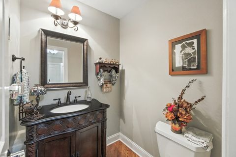 Tiny photo for 1022 Tennessee Lane, Elk Grove Village, IL 60007 (MLS # 12507584)