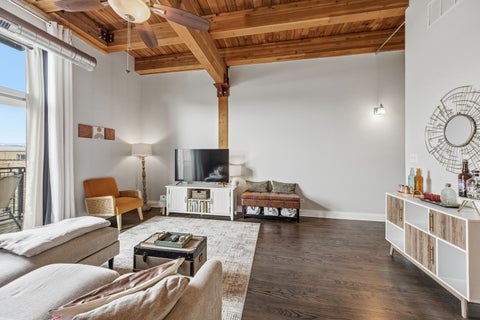 Tiny photo for 500 N DAMEN Avenue #307, Chicago, IL 60622 (MLS # 12795179)