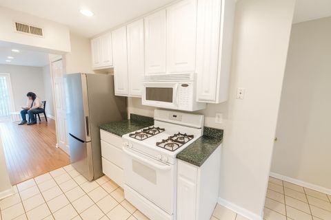 Tiny photo for 1944 Tall Oaks Drive #3a, Aurora, IL 60505 (MLS # 12506843)