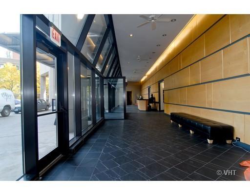 345 W Fullerton Parkway 2607
