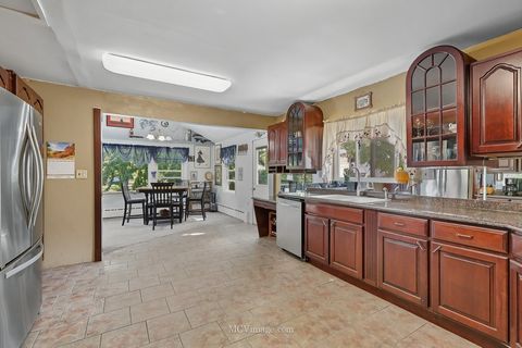 Tiny photo for 814 S Washington Street, Lockport, IL 60441 (MLS # 12464769)