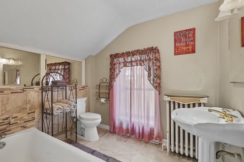 Tiny photo for 814 S Washington Street, Lockport, IL 60441 (MLS # 12464769)