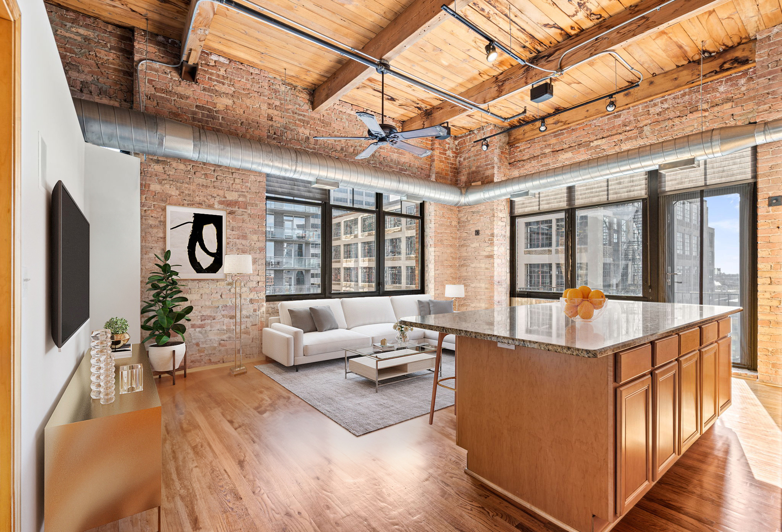 Chicago, Illinois 60661, United States, 2 Bedrooms Bedrooms, ,2 BathroomsBathrooms,Residential,Pending,245597