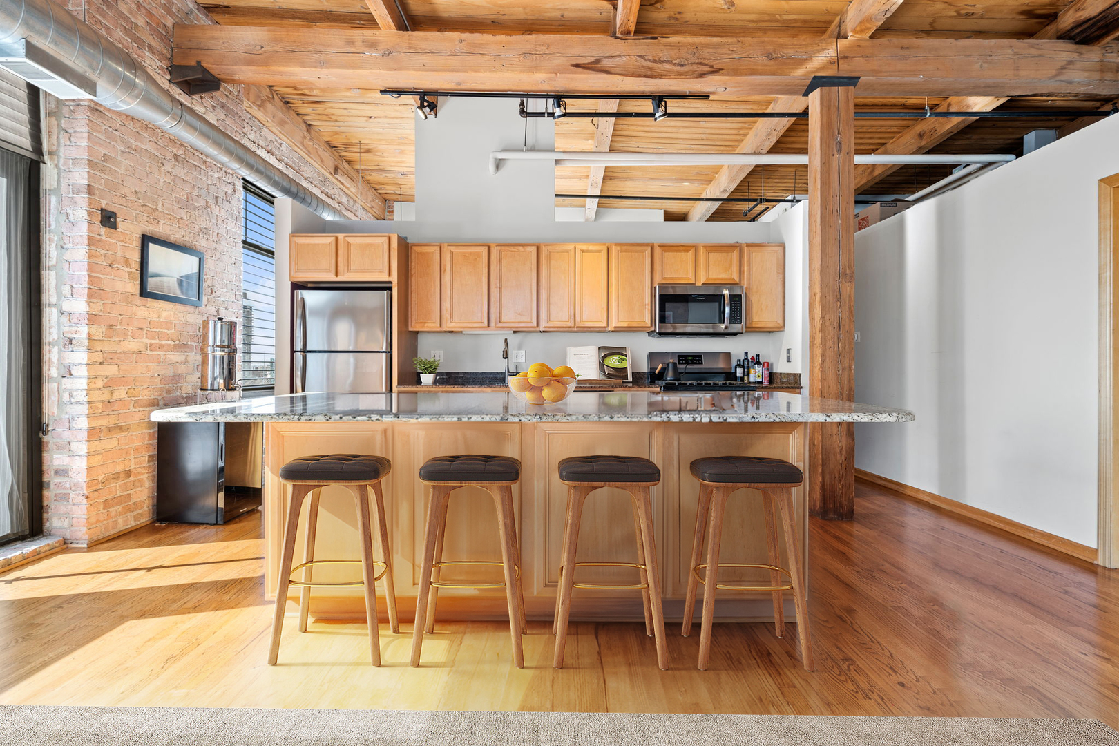 Chicago, Illinois 60661, United States, 2 Bedrooms Bedrooms, ,2 BathroomsBathrooms,Residential,Pending,245597