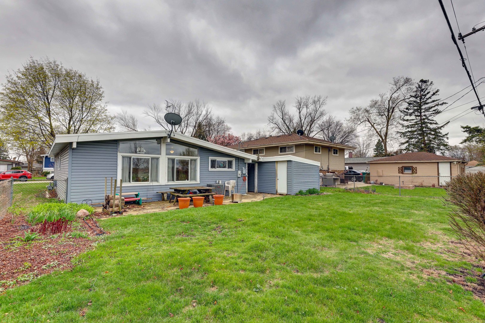 66 W Jeffery Avenue