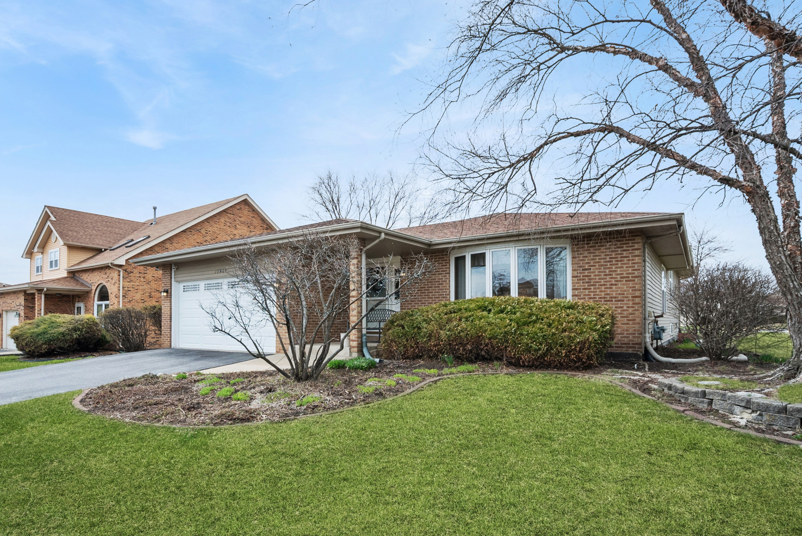 17900 Poplar Lane