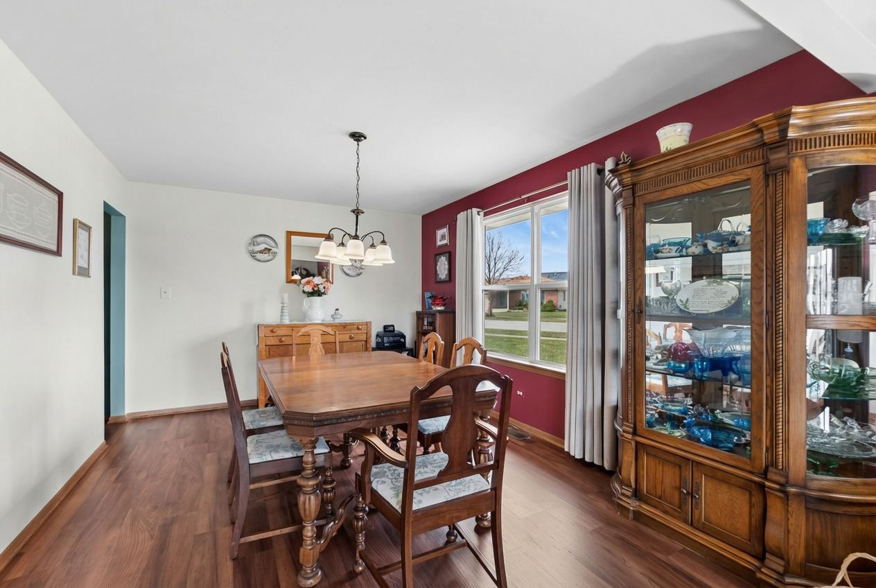 17900 Poplar Lane