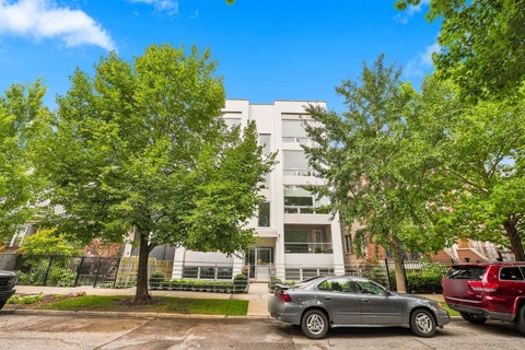 Tiny photo for 1938 N Francisco Avenue #1S, Chicago, IL 60647 (MLS # 12753045)