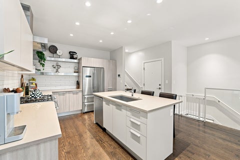 Tiny photo for 1938 N Francisco Avenue #1S, Chicago, IL 60647 (MLS # 12753045)