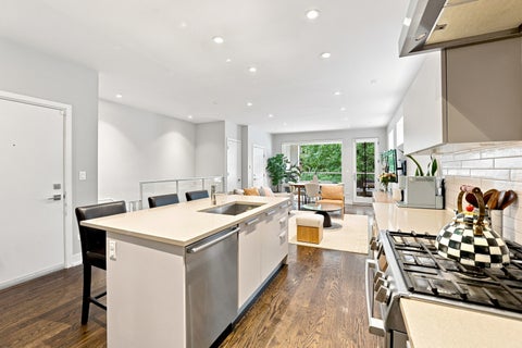 Tiny photo for 1938 N Francisco Avenue #1S, Chicago, IL 60647 (MLS # 12753045)