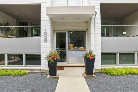 Tiny photo for 1938 N Francisco Avenue #1S, Chicago, IL 60647 (MLS # 12753045)