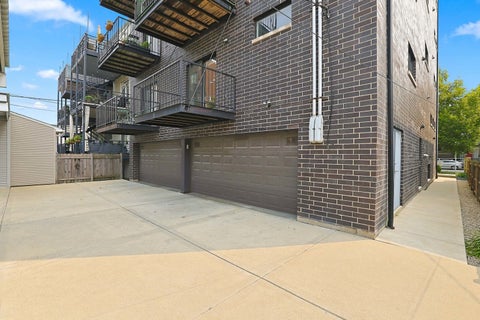 Tiny photo for 1938 N Francisco Avenue #1S, Chicago, IL 60647 (MLS # 12753045)