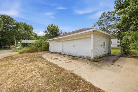 Tiny photo for 2132 9th Street, Rockford, IL 61104 (MLS # 12733877)