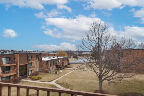 Tiny photo for 701 Limerick Lane #3B, Schaumburg, IL 60193 (MLS # 12570515)