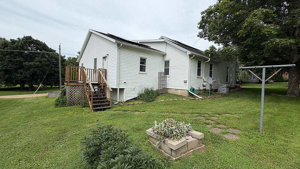 409 N Barber Avenue