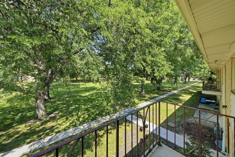 Tiny photo for 5740 Concord Lane #13, Clarendon Hills, IL 60514 (MLS # 12788501)