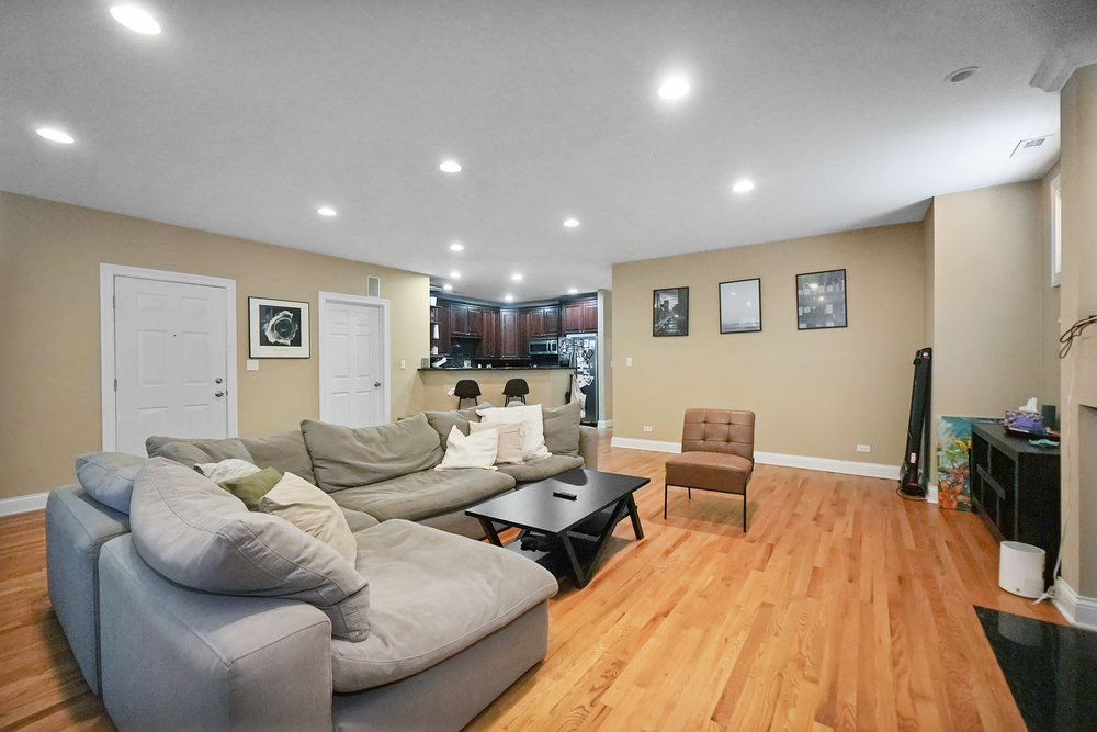 453 N May Street GS