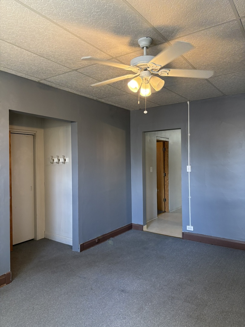 3034 W 38th Place