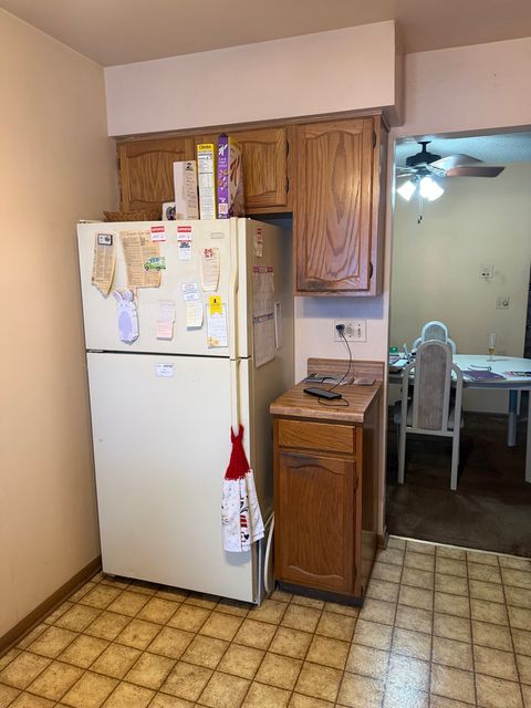 Tiny photo for 332 Essex Court #4, Wood Dale, IL 60191 (MLS # 12614083)
