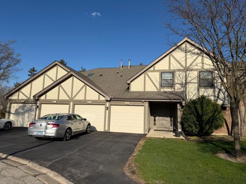 Photo of 332 Essex Court #4, Wood Dale, IL 60191 (MLS # 12614083)