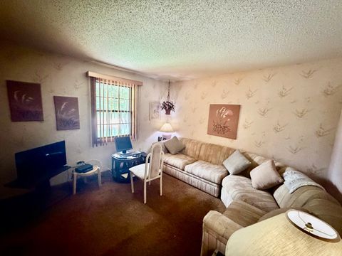 Tiny photo for 332 Essex Court #4, Wood Dale, IL 60191 (MLS # 12614083)