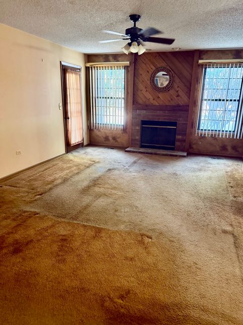 Tiny photo for 332 Essex Court #4, Wood Dale, IL 60191 (MLS # 12614083)