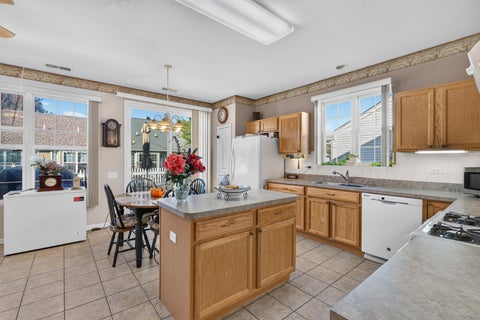 Tiny photo for 13732 Pineview Drive, Huntley, IL 60142 (MLS # 12772575)