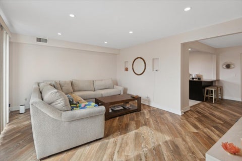 Tiny photo for 6534 W Montrose Avenue #3W, Harwood Heights, IL 60706 (MLS # 12721759)