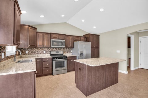 Tiny photo for 1618 Hunters Ridge Court, Mahomet, IL 61853 (MLS # 12676531)