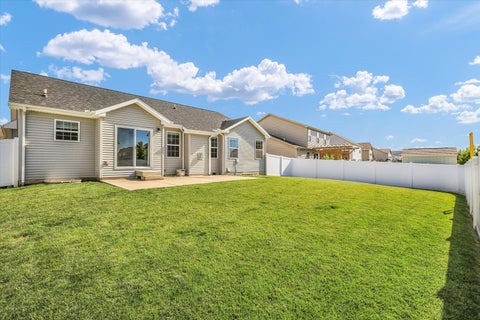 Tiny photo for 1618 Hunters Ridge Court, Mahomet, IL 61853 (MLS # 12676531)