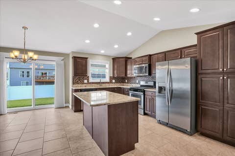 Tiny photo for 1618 Hunters Ridge Court, Mahomet, IL 61853 (MLS # 12676531)