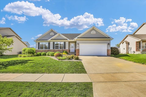 Photo of 1618 Hunters Ridge Court, Mahomet, IL 61853 (MLS # 12676531)