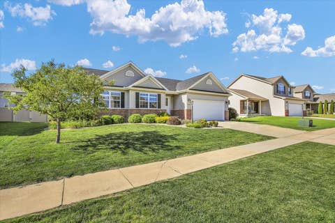 Tiny photo for 1618 Hunters Ridge Court, Mahomet, IL 61853 (MLS # 12676531)