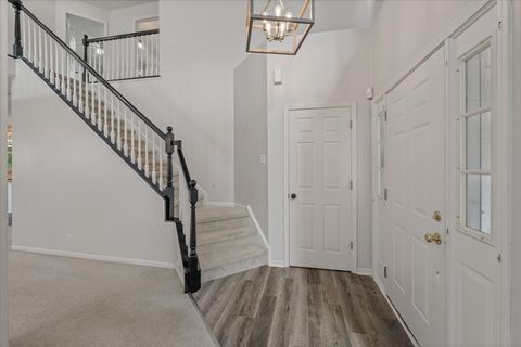 Tiny photo for 1128 Masters Parkway, Aurora, IL 60506 (MLS # 12472233)