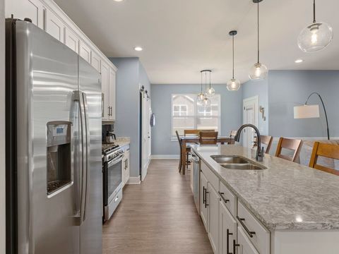 Tiny photo for 3028 Charissas Place #0, Bettendorf, IA 52722 (MLS # 12601227)