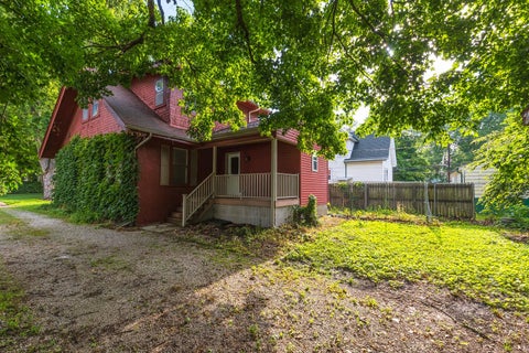 Tiny photo for 216 E Elmwood Street, Pontiac, IL 61764 (MLS # 12686999)