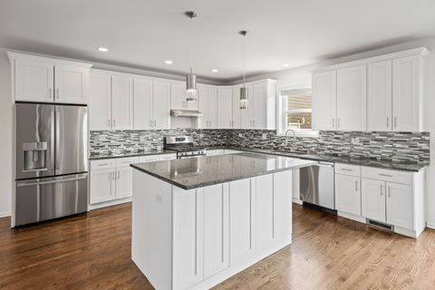 Tiny photo for 1823 N 35th Avenue, Stone Park, IL 60165 (MLS # 12611160)