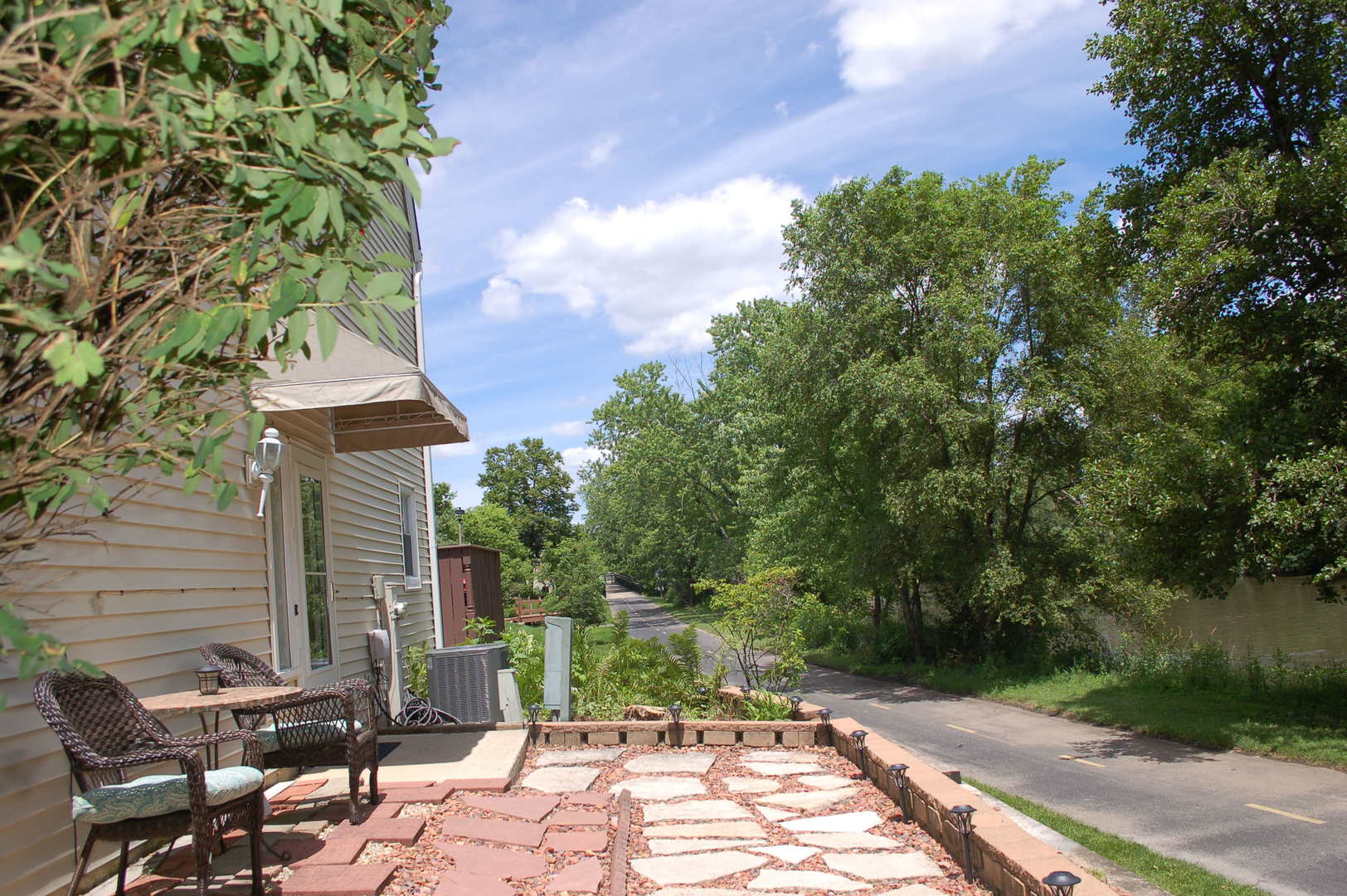 1641 Cove Court