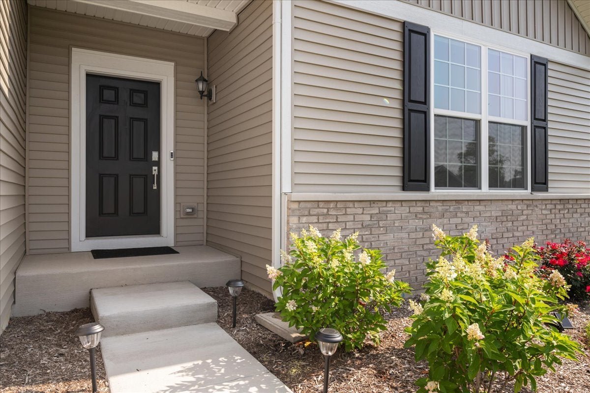 422 Cottrell Lane