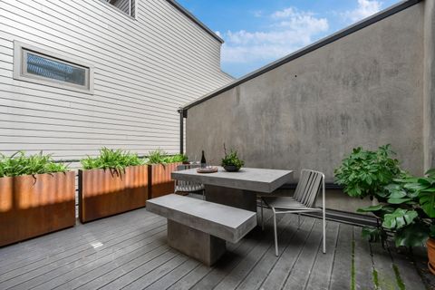 Tiny photo for 2224 W Potomac Avenue, Chicago, IL 60622 (MLS # 12559102)