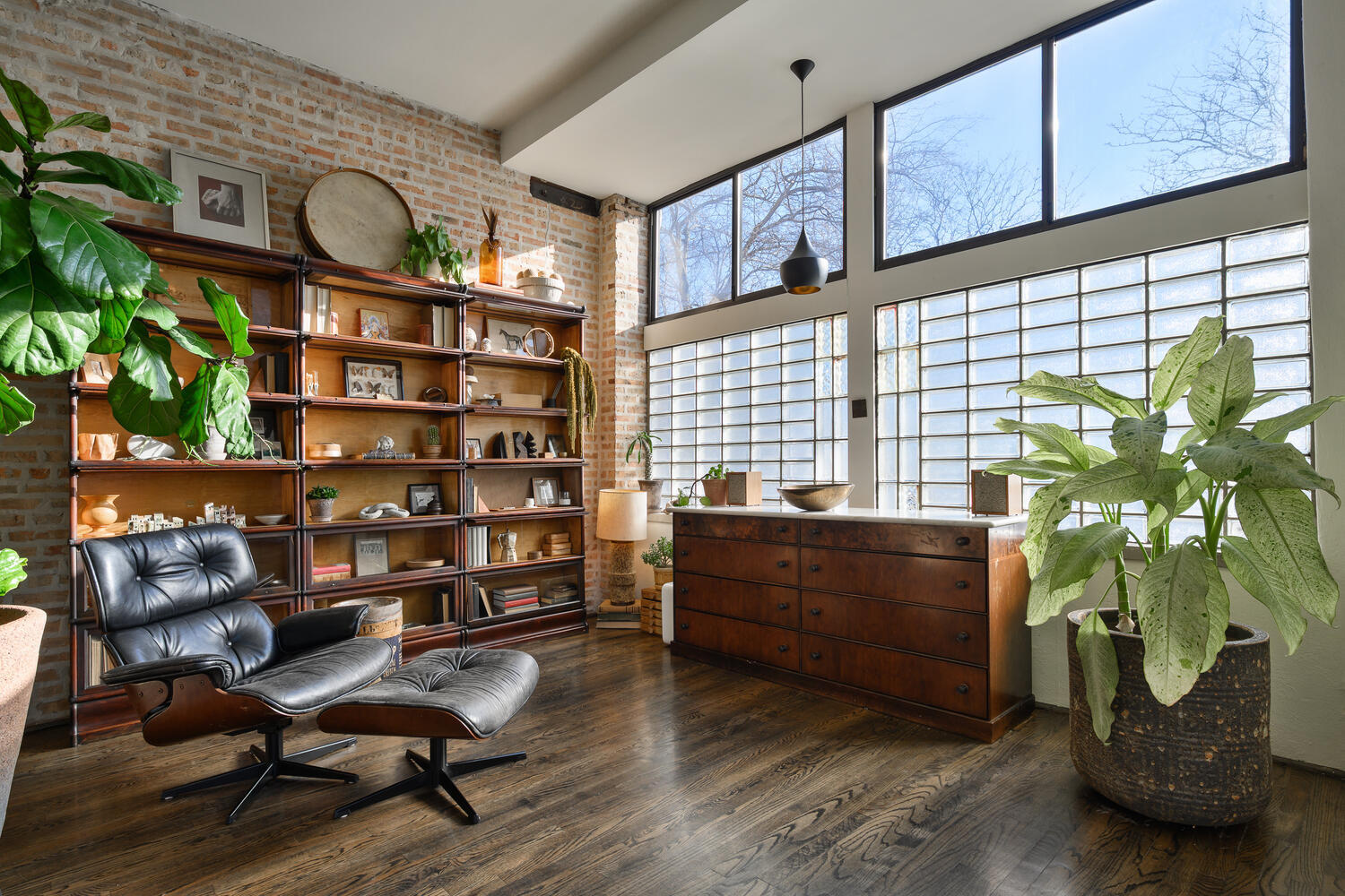 2224 W Potomac Avenue