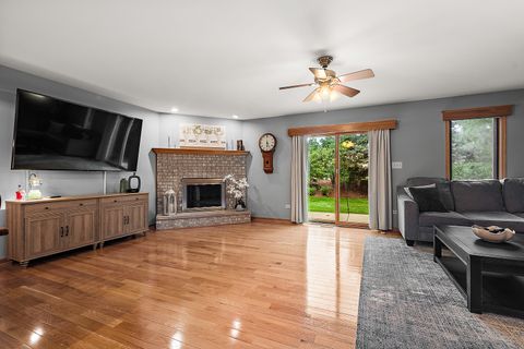 Tiny photo for 8738 Ballycastle Lane, Tinley Park, IL 60487 (MLS # 12632815)