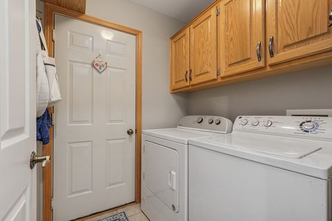 Tiny photo for 8738 Ballycastle Lane, Tinley Park, IL 60487 (MLS # 12632815)