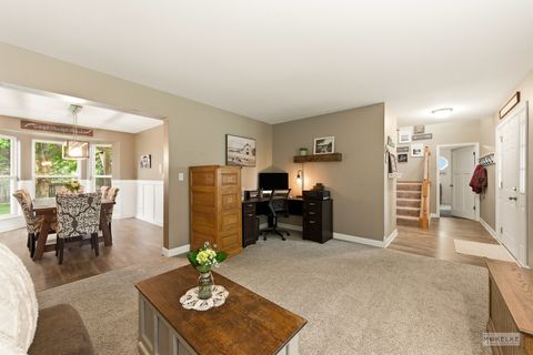 Tiny photo for 1508 W Mooseheart Road, North Aurora, IL 60542 (MLS # 12652559)