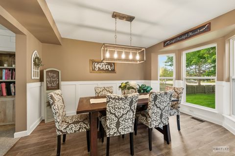 Tiny photo for 1508 W Mooseheart Road, North Aurora, IL 60542 (MLS # 12652559)