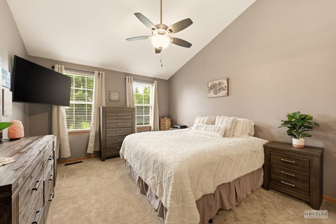 Tiny photo for 1508 W Mooseheart Road, North Aurora, IL 60542 (MLS # 12652559)