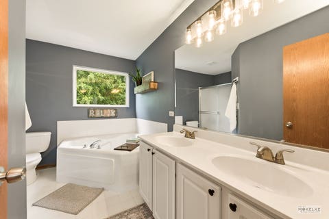 Tiny photo for 1508 W Mooseheart Road, North Aurora, IL 60542 (MLS # 12652559)