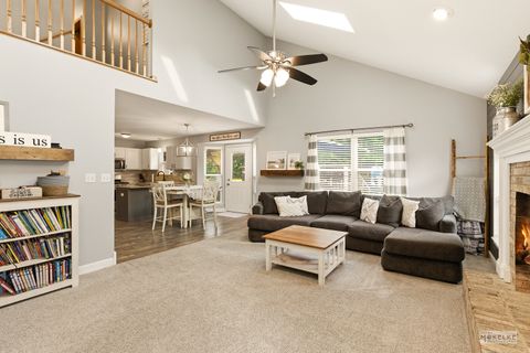 Tiny photo for 1508 W Mooseheart Road, North Aurora, IL 60542 (MLS # 12652559)